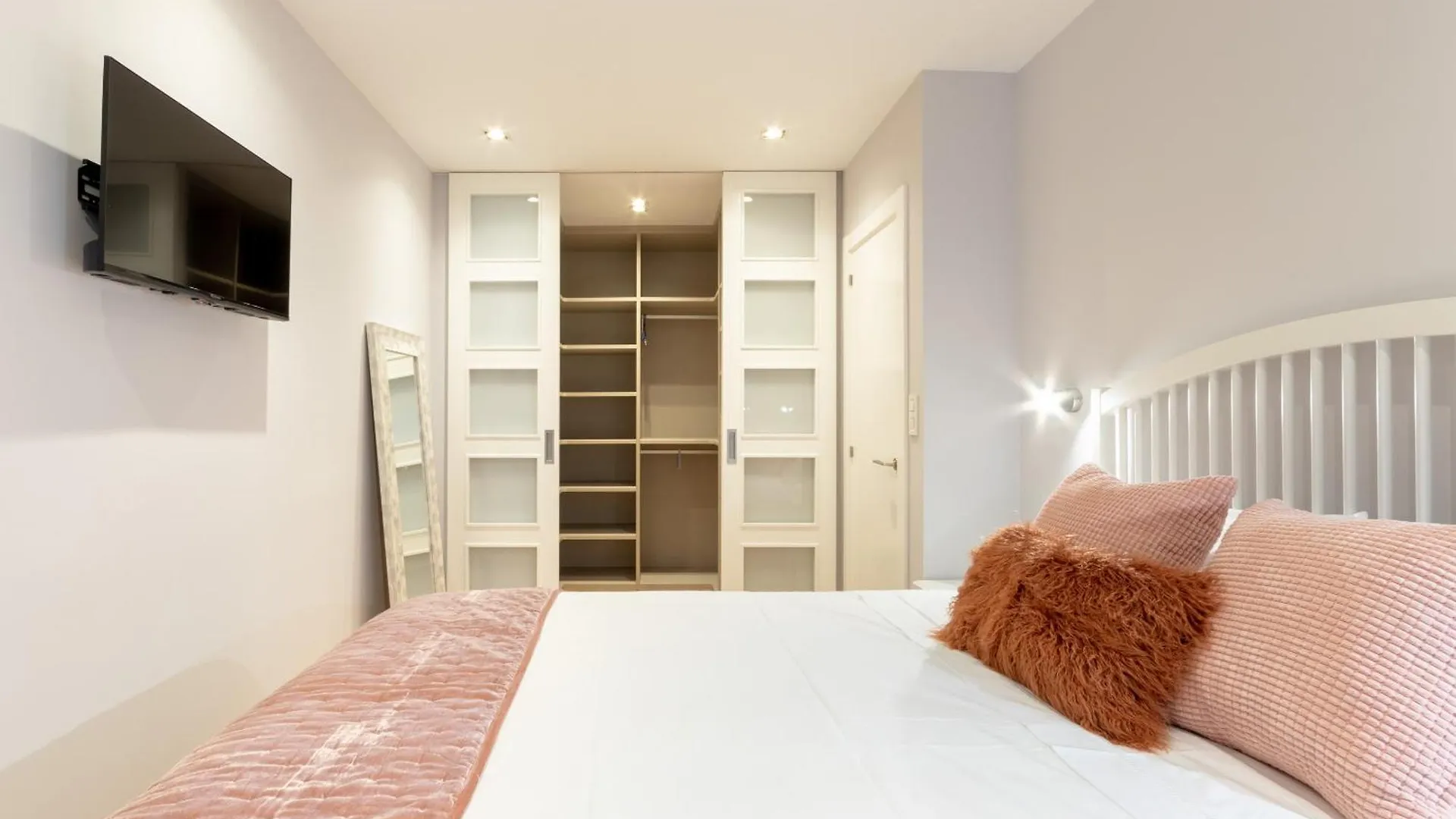 Urban Chic Moyua By Next Stop Bilbao Apartment